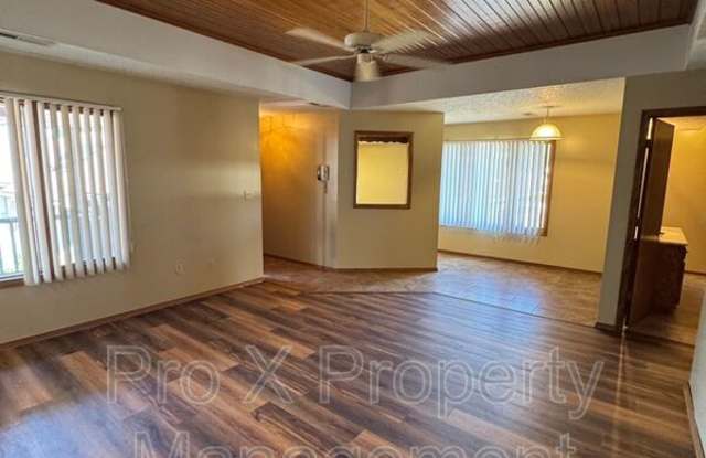 510 East Elm St photos photos