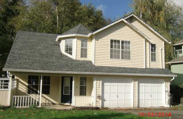 East hill Kent Seven Oaks Community Custom 2 story home - 3 bed 2.5 home with 2 car garage. Available June 10th! photos photos
