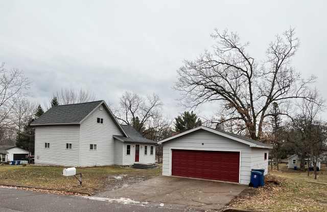 1017 2nd St photos photos