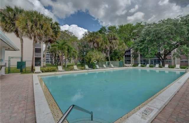 8735 Ramblewood Drive Gallery 2