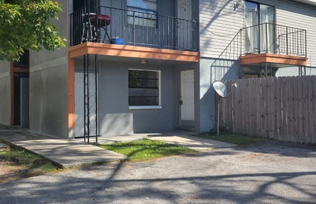 8429 Camden St Apt B Gallery 1