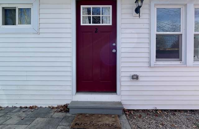 42 Railroad Avenue Gallery 1