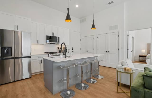 6418 Maple Gallery 2