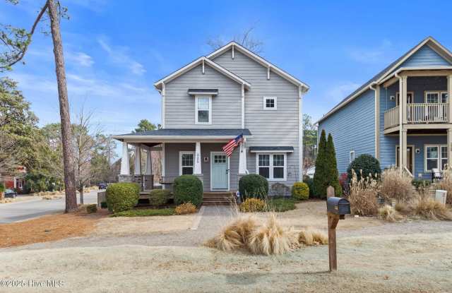 225 Springwood Way photos photos