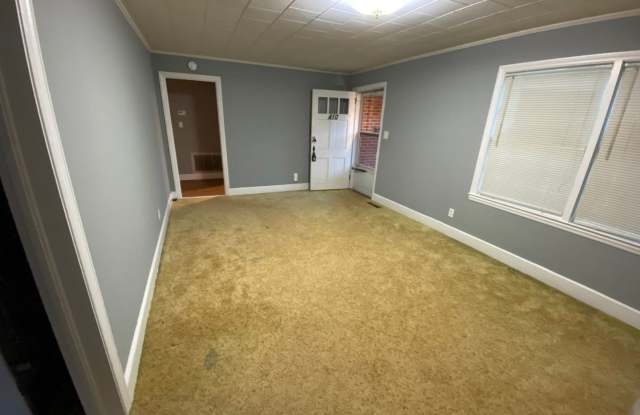 410 S. Mebane St Gallery 4