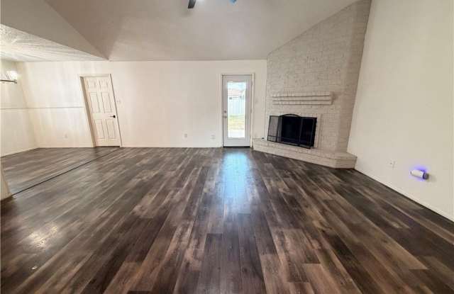 2310 Vialoux Drive Gallery 4