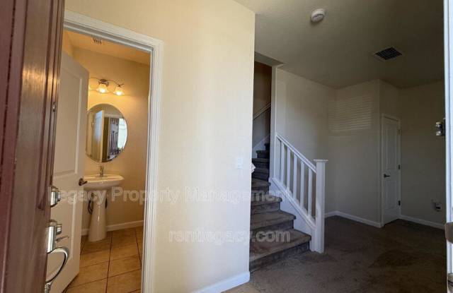2486 Boxwood Street Gallery 2