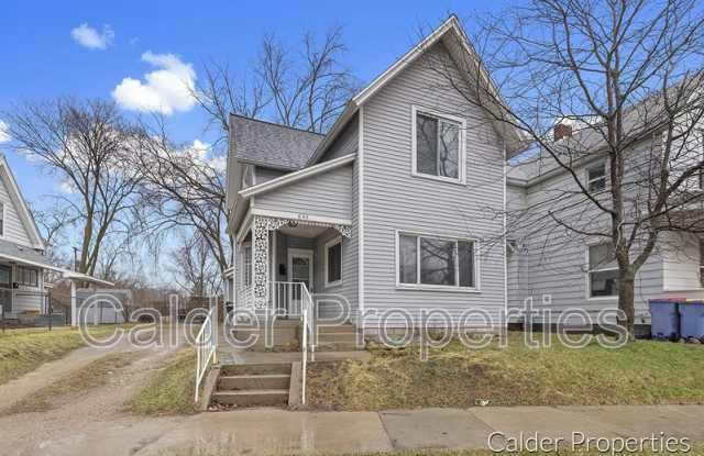 843 Lake Dr photos photos