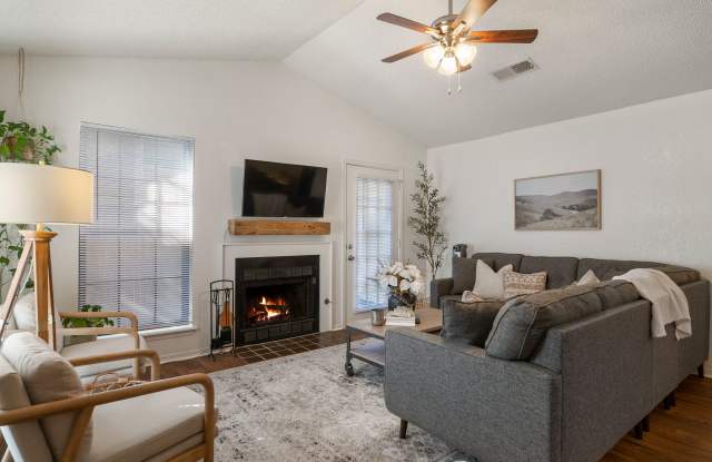 Glenpool Duplexes Gallery 4