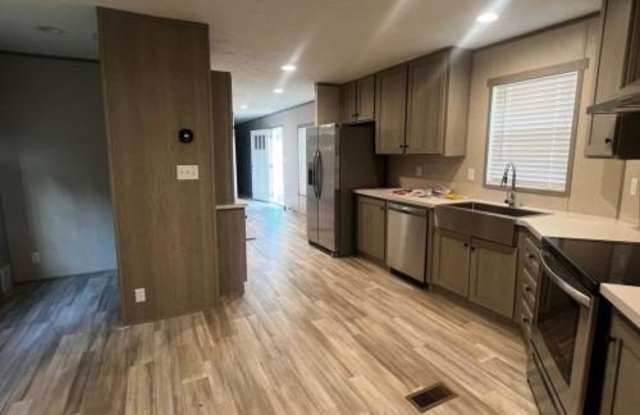 118 Zoe Ave photos photos