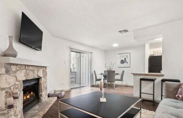 11832 Braesview Dr Gallery 1