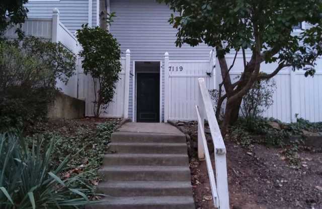 2BR Townhome in N Raleigh photos photos
