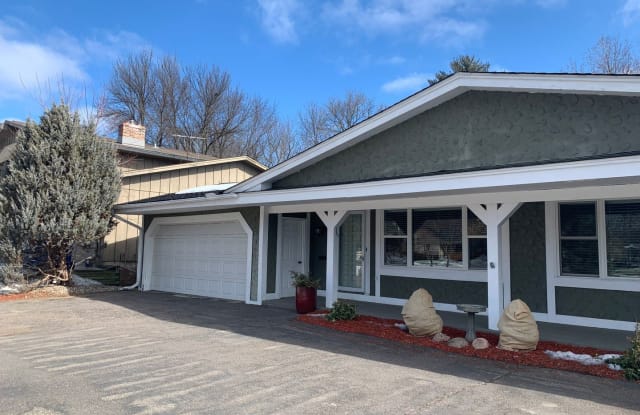 4222 Valley View Rd - 4222 Valley View Road, Edina, MN 55424