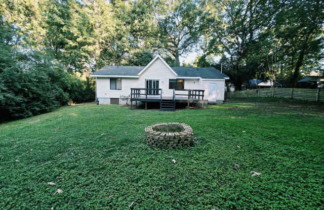 6613 Louisburg Road Gallery 2