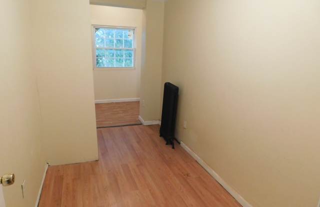 Beautiful, spacious home for rent !!! Gallery 1