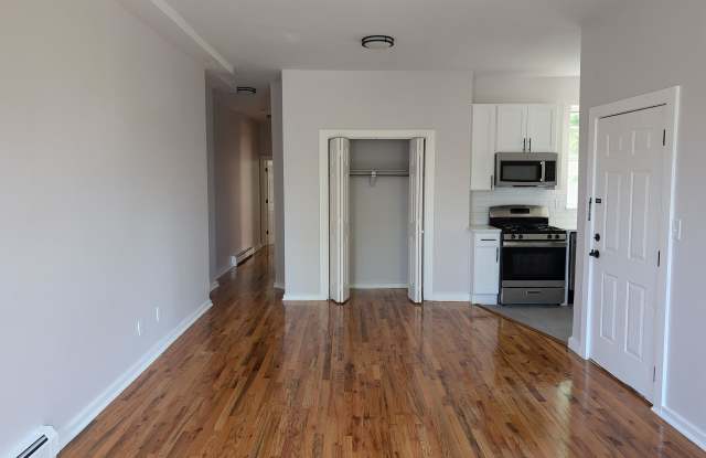 68 Gardner Ave - 2 Gallery 3