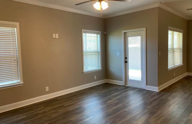 102 Logans Mill Trail Gallery 2