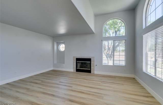 199 Oro Canyon Street Gallery 3