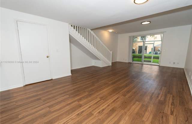 1434 Coronado Rd Gallery 3