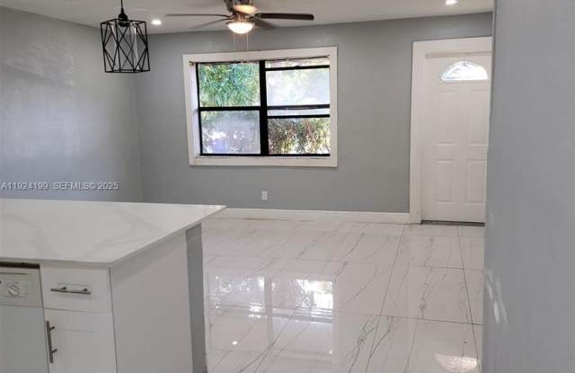 1710 SW 70th Way photos photos