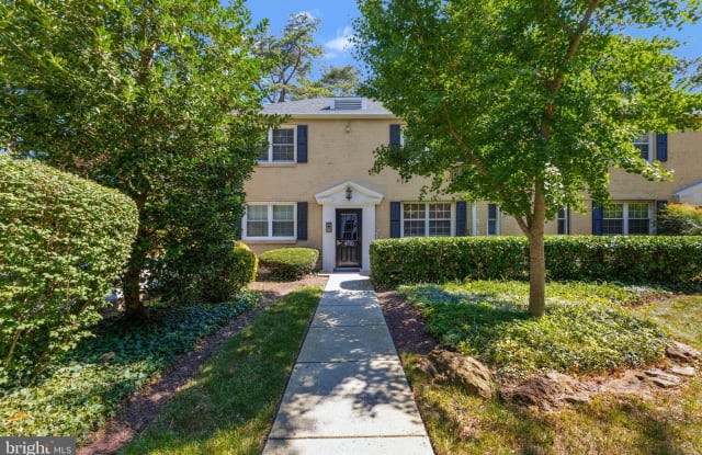 4310 N PERSHING DRIVE - 4310 North Pershing Drive, Arlington, VA 22203