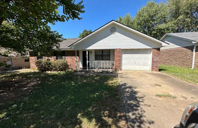Come take a look at this 3-bedroom 1.5-bathroom home! photos photos
