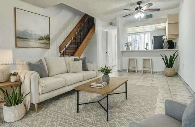 1319 W 51st Pl photos photos