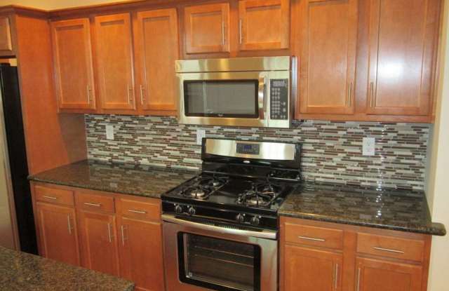 5 bed 2 bath Gallery 2