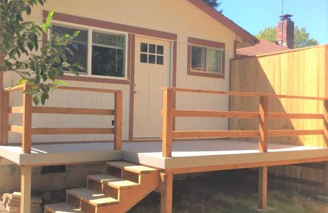 Duplex in Aloha! photos photos