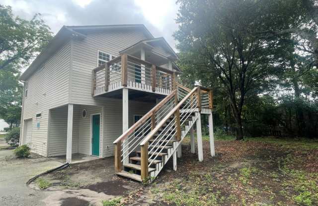 Single Family Home close to UNCW - Students Welcome photos photos