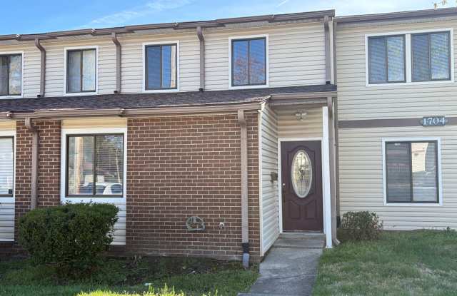 3 Bedroom, 2.5 Bathroom Condo in High Point! photos photos