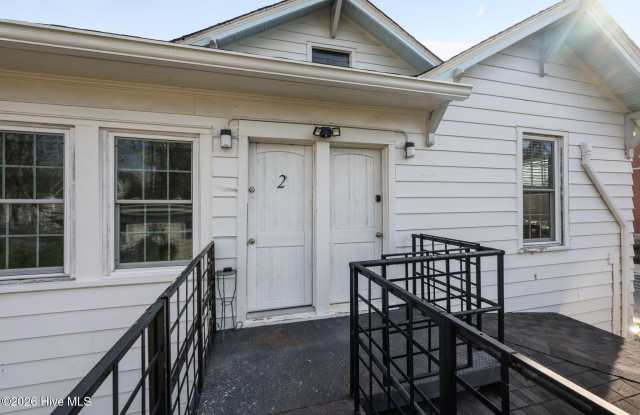 411 George Street unit: 2 photos photos