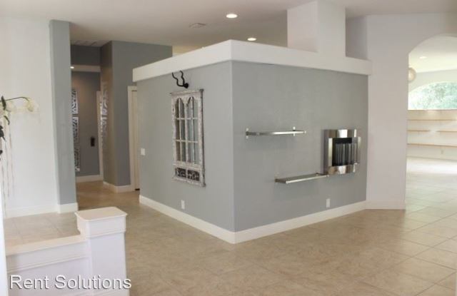3805 Sorrel Vine Drive Gallery 4