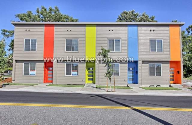 2 Bed, 2.5 Bath Townhome on Broadway and E. 28th Street photos photos 2 Bed, 2.5 Bath Townhome on Broadway and E. 28th Street photos photos