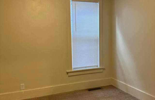 306 East Nuckols Street - 1 Gallery 2