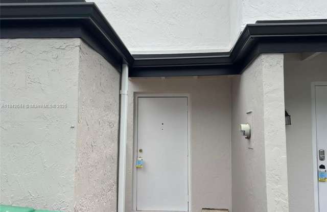 15022 SW 80th Ter photos photos