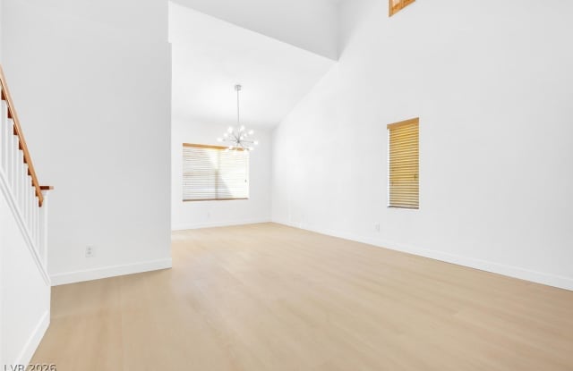 1444 Country Hollow Drive Gallery 4