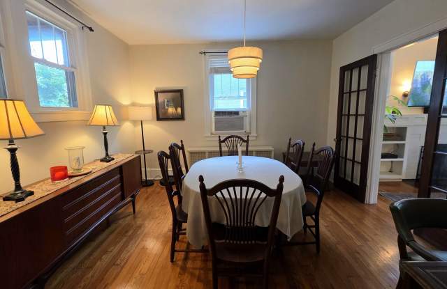 1929 Avon Rd SW Gallery 4