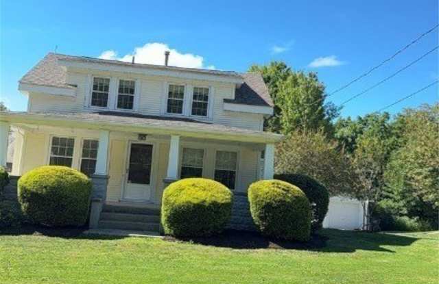 7108 Wakefield Road - 7108 Wakefield Road, Hiram, OH 44234