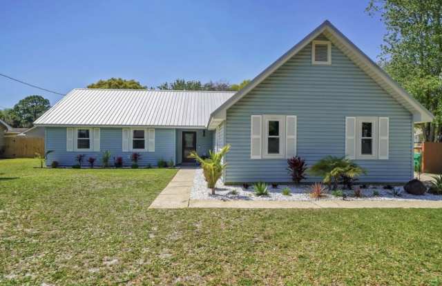 447 Fleshman Drive - 447 Fleshman Drive, Destin, FL 32541
