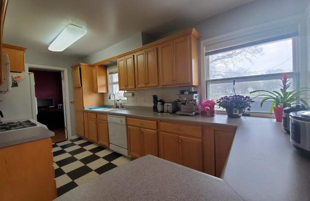 2426 23rd Avenue Northwest photos photos