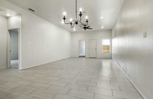 5856 Virginia Avenue Gallery 4