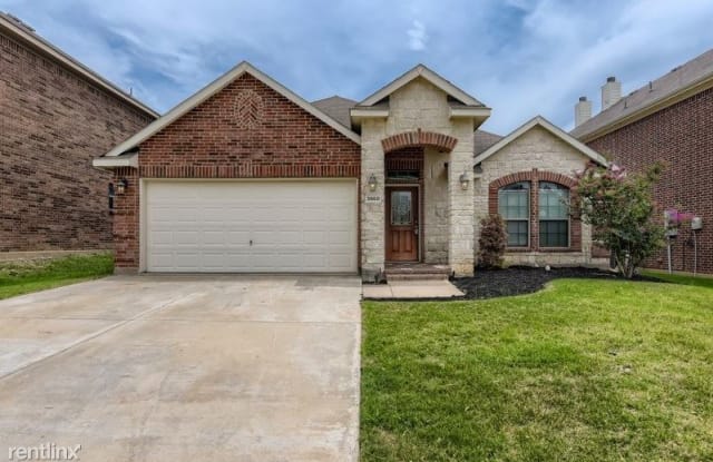 3968 Hollow Lake Rd UNIT - 3968 Hollow Lake Road, Fort Worth, TX 76262