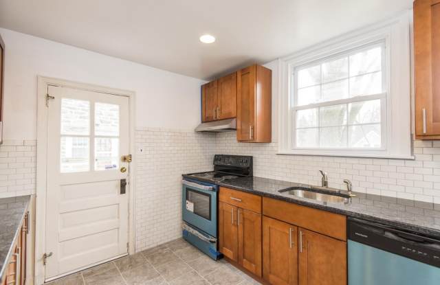 1478 BRADDOCK Lane Gallery 4