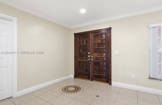 2461 SW 117th Ct Gallery 4
