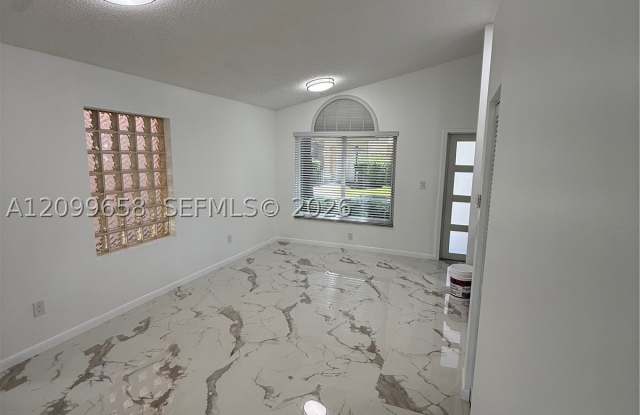 11025 SW 152nd Ct Gallery 2