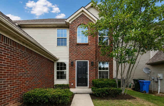 565 Wellington Gardens Drive Gallery 3