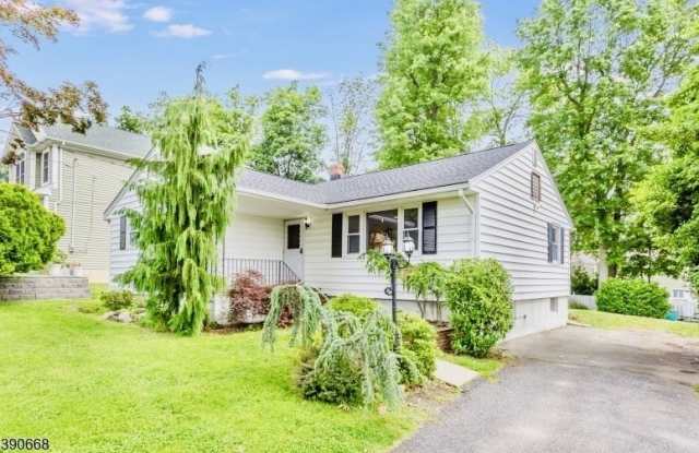 36 S Belair Ave - 36 South Belair Avenue, Cedar Knolls, NJ 07927