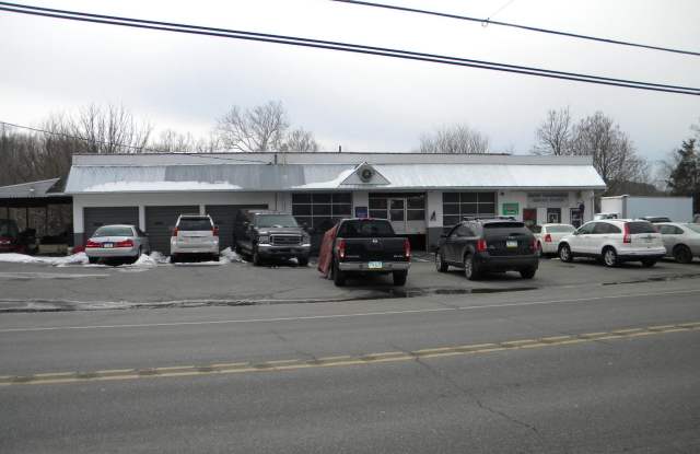 838 GRAVEL Pike photos photos