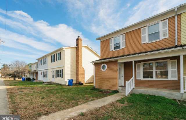 9 PARK SQUARE Drive unit: 9 photos photos